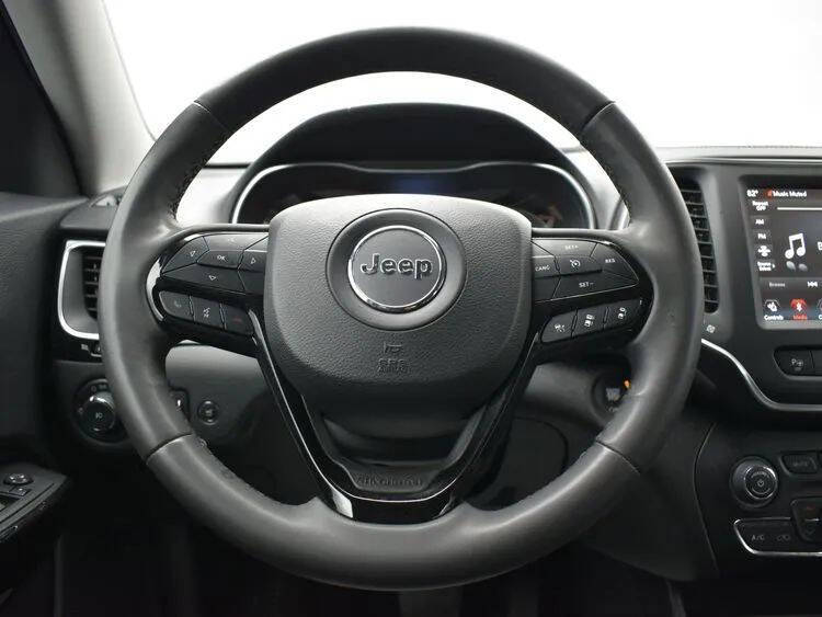 2023 Jeep Cherokee Altitude Lux