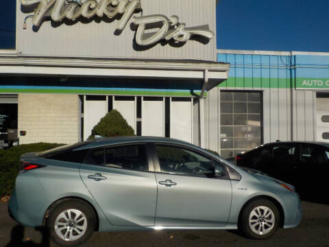 2016 Toyota Prius Two