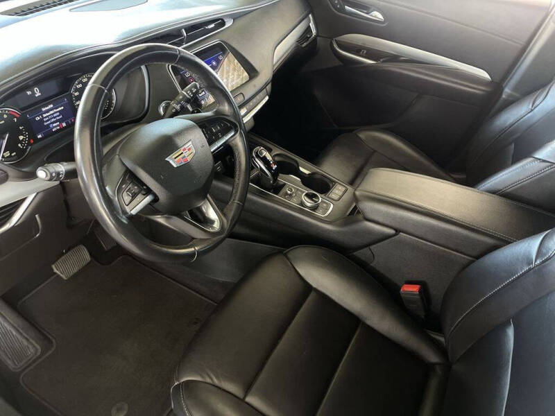 2020 Cadillac XT4 Premium Luxury