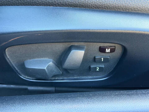 2012 BMW 3 Series 328i