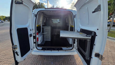 2020 Nissan NV200 SV