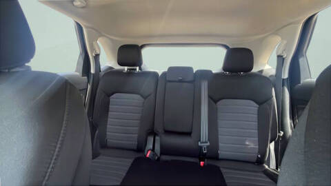 2020 Ford Edge SE