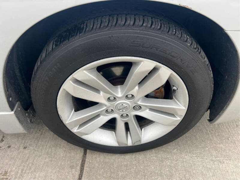 2011 Nissan Altima 3.5 SR