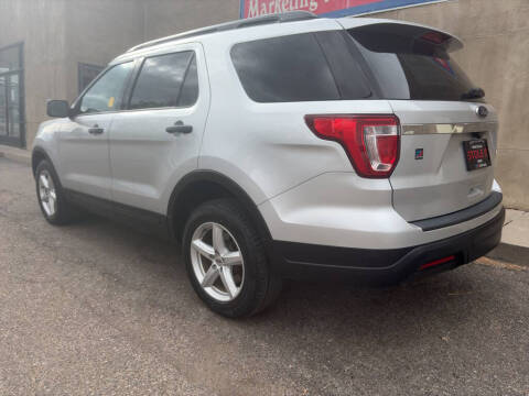 2018 Ford Explorer