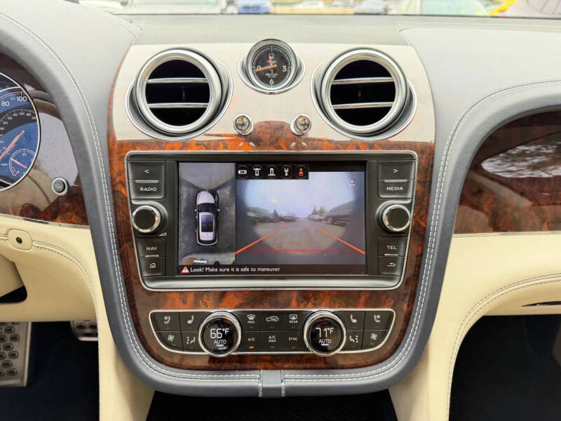 2017 Bentley Bentayga