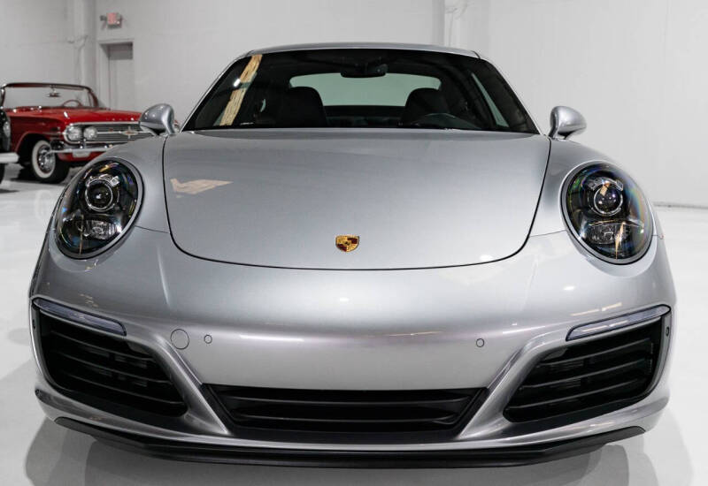2019 Porsche 911 Carrera S
