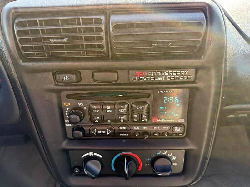 2002 Chevrolet Camaro