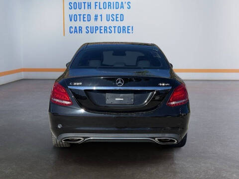 2016 Mercedes-Benz C-Class