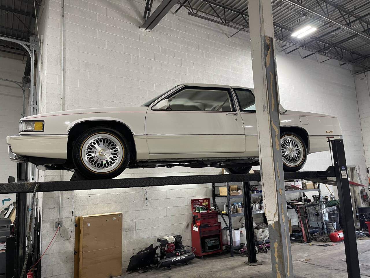 1990 Cadillac DeVille 59