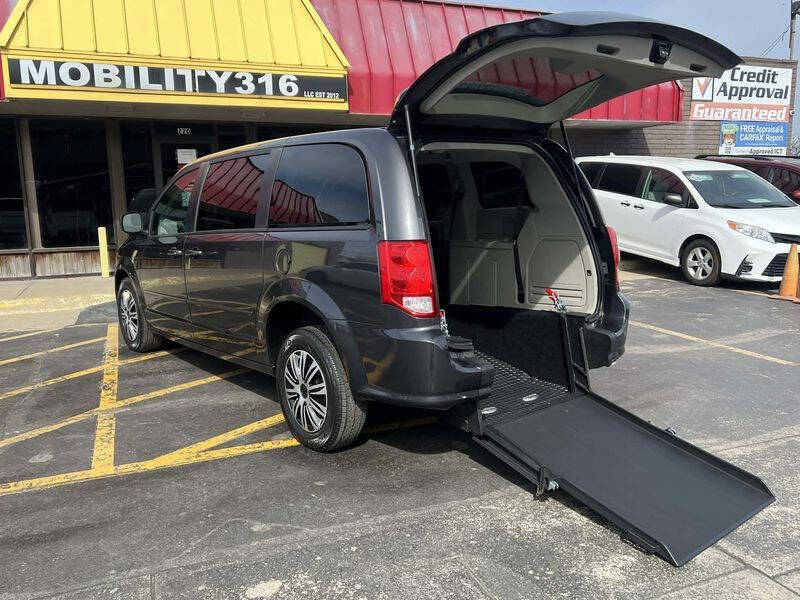 2017 Dodge Grand Caravan SE - Photo 59
