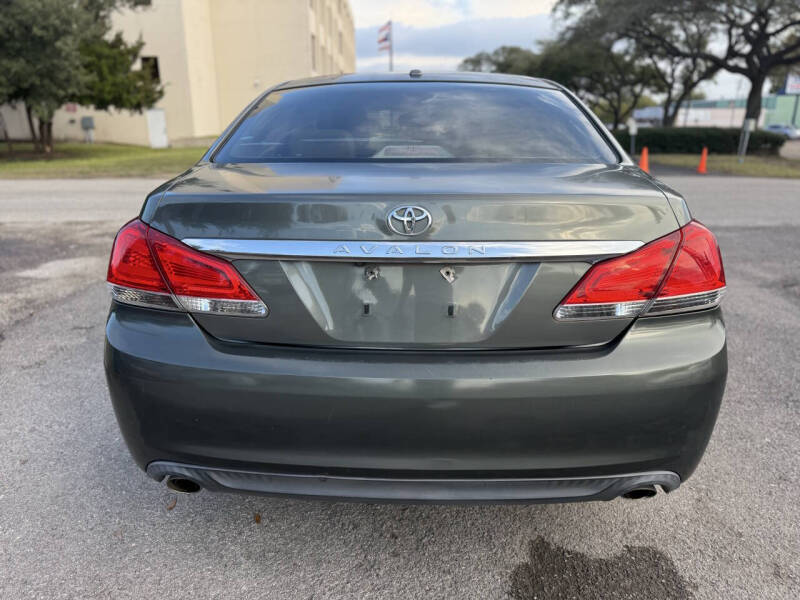 2012 Toyota Avalon