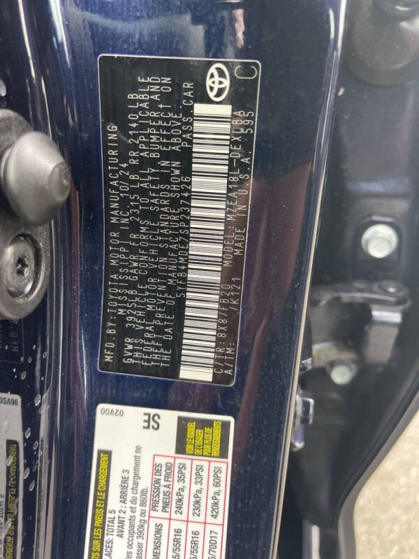 2025 Toyota Corolla LE