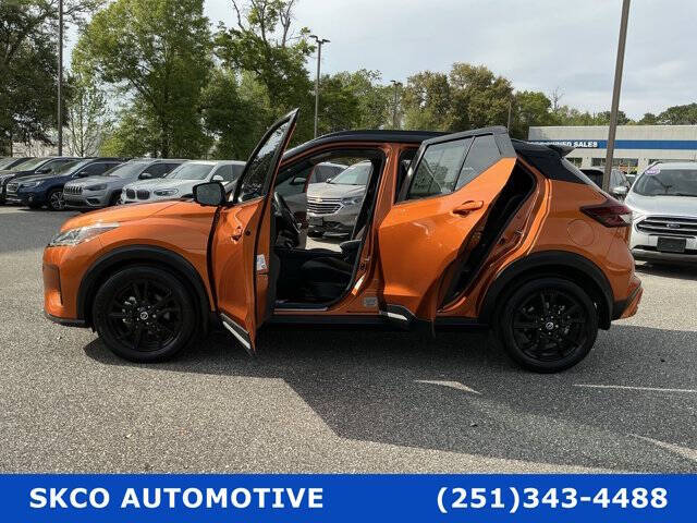 2021 Nissan Kicks SR