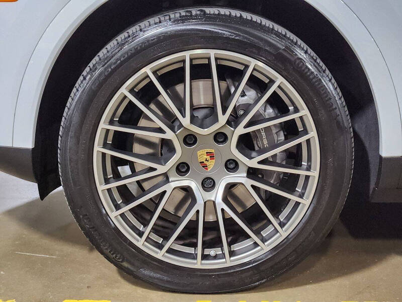 2023 Porsche Cayenne