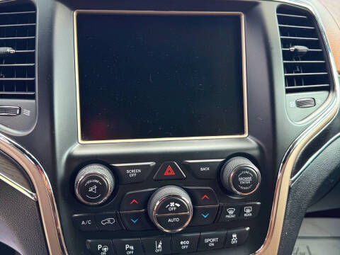 2017 Jeep Grand Cherokee Summit