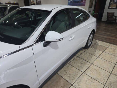 2023 Hyundai Sonata SE