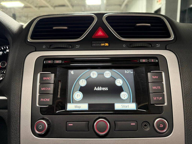 2012 Volkswagen Eos Lux SULEV