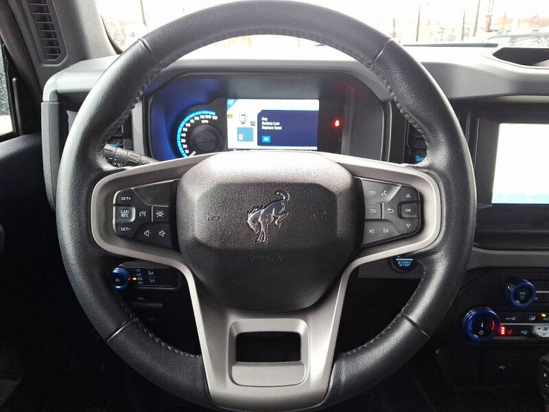 2022 Ford Bronco Black Diamond Advanced