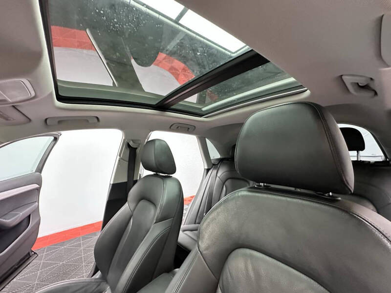 2015 Audi Q3 2.0T quattro Prestige