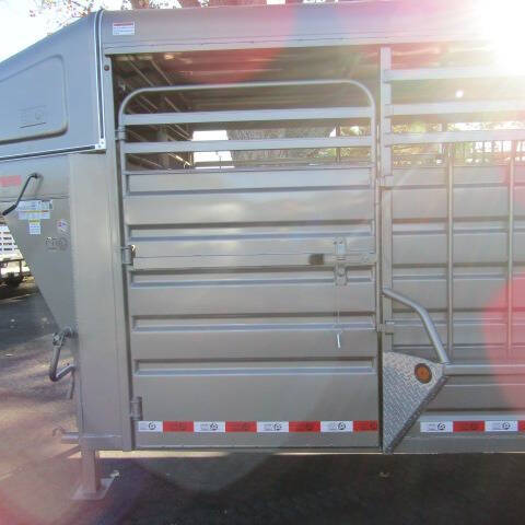 2026 GR 32FT STOCK TRAILER