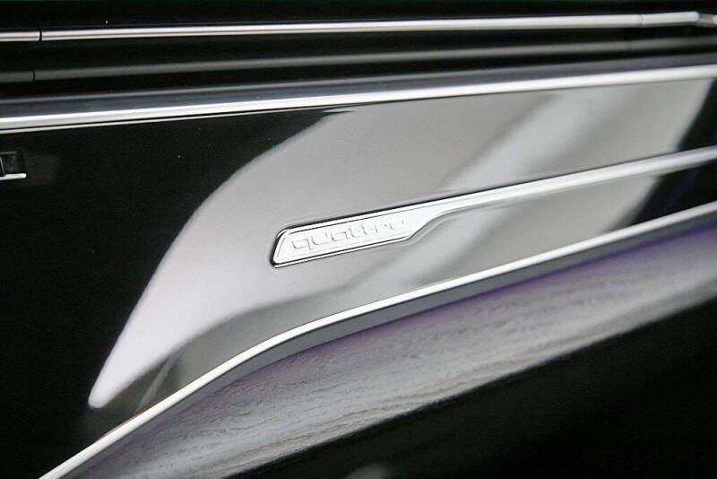 2023 Audi Q8 quattro Premium Plus 55 TFSI