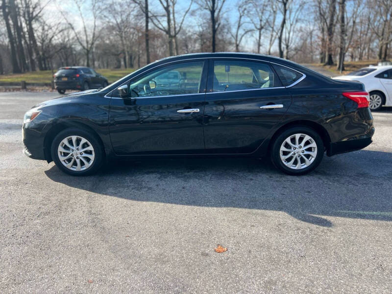 2018 Nissan Sentra SV photo 4