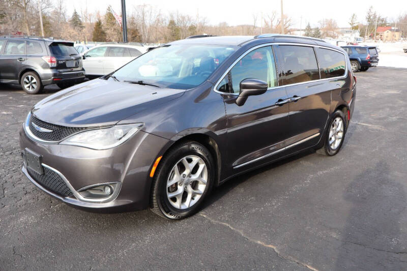 2019 Chrysler Pacifica Touring L Plus