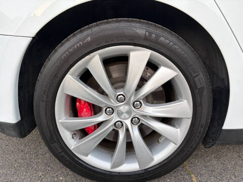 2014 Tesla Model S P85