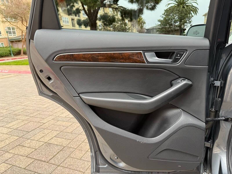 2015 Audi Q5 2.0T quattro Premium Plus