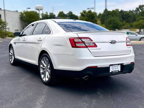 2016 Ford Taurus Limited