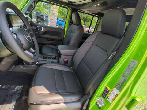 2025 Jeep Gladiator High Tide