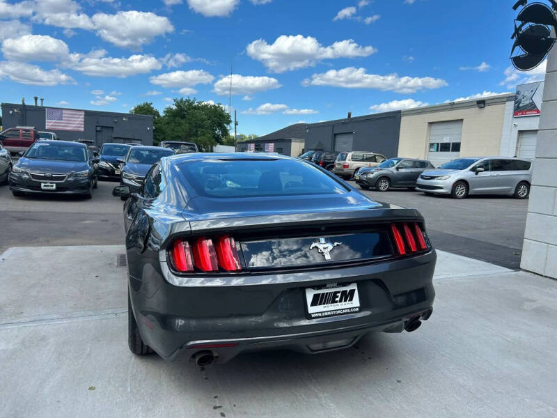 2017 Ford Mustang V6