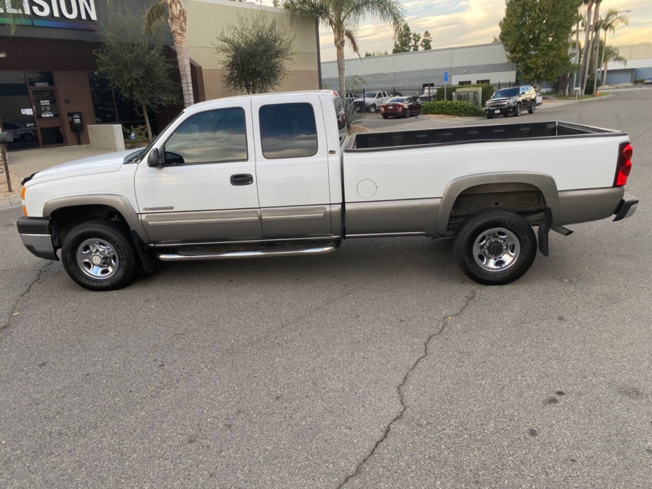 2006 Chevrolet Silverado 2500HD for sale at ZRV AUTO INC in Brea, CA