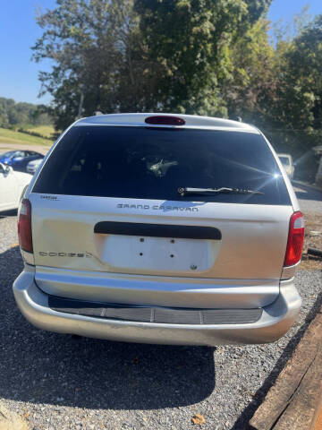 2005 Dodge Grand Caravan SE