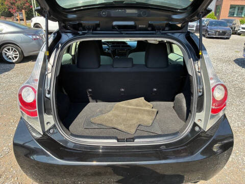 2014 Toyota Prius c