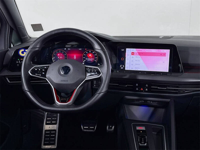 2022 Volkswagen Golf GTI SE