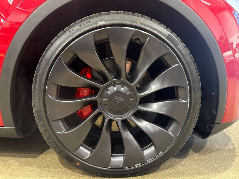 2023 Tesla Model Y Performance