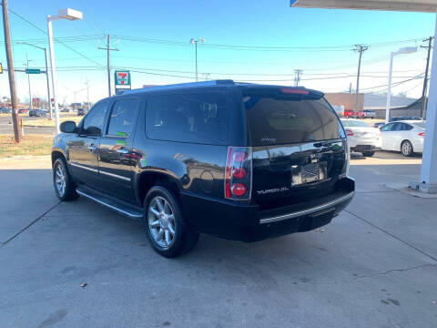 2009 GMC Yukon XL Denali