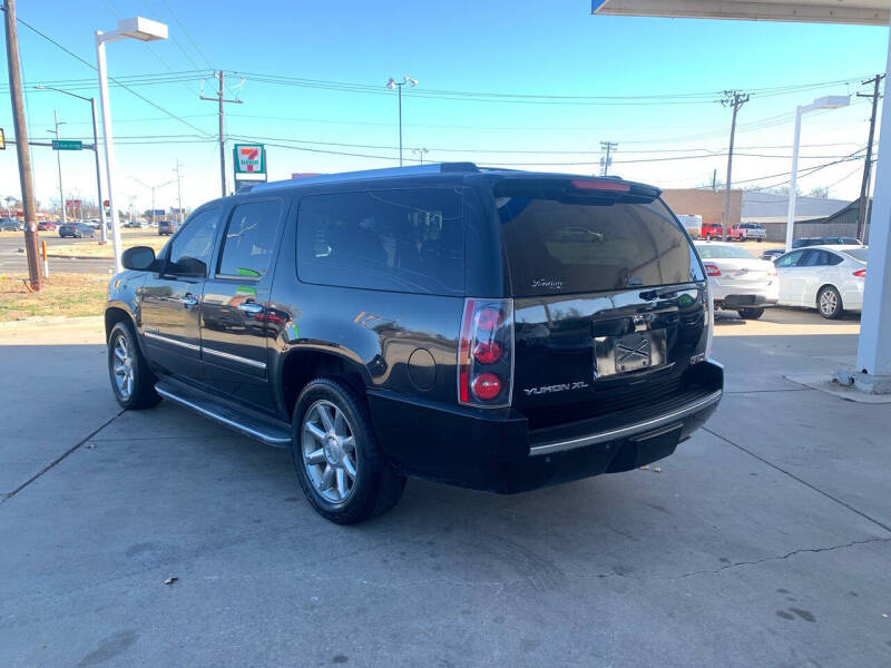 2009 GMC Yukon XL Denali