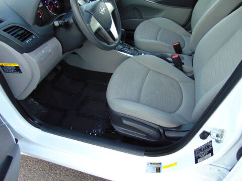 2017 Hyundai Accent SE