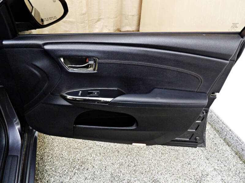 2016 Toyota Avalon XLE