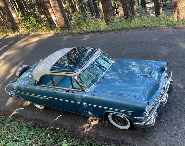 1954 Ford Crestline