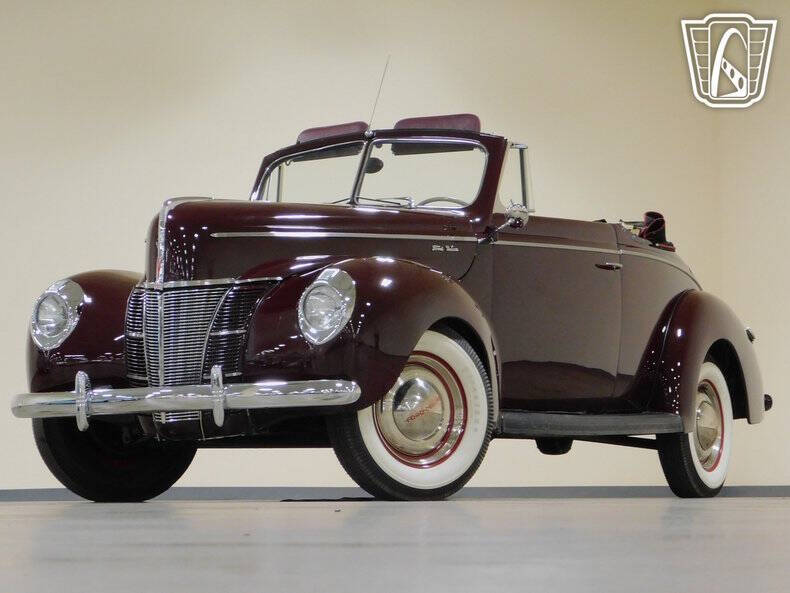 1940 Ford Deluxe