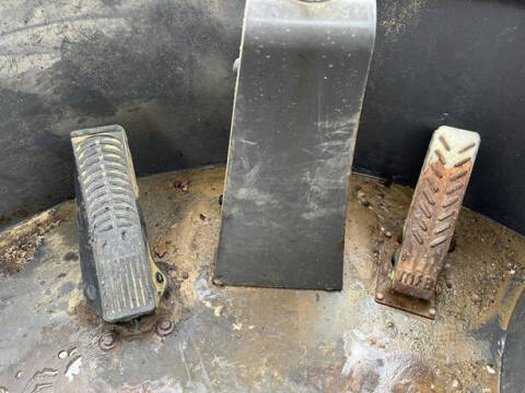 2012 Case IH  221E-3