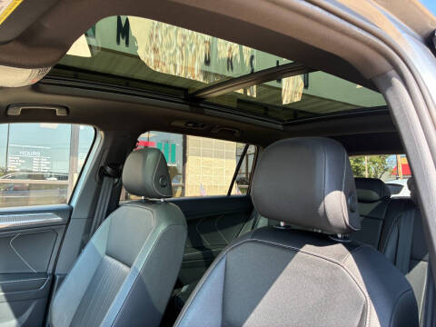 2022 Volkswagen Tiguan SE R-Line Black 4Motion