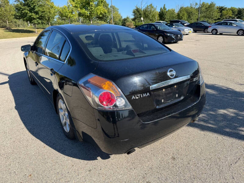 2009 Nissan Altima S photo 4