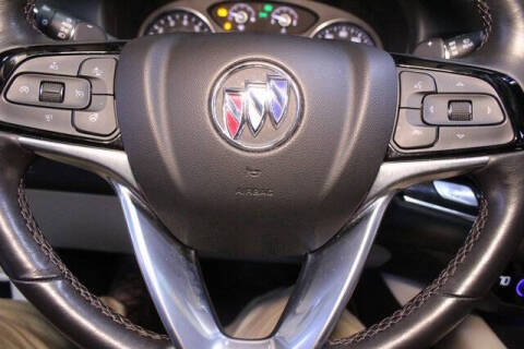 2022 Buick Enclave Essence