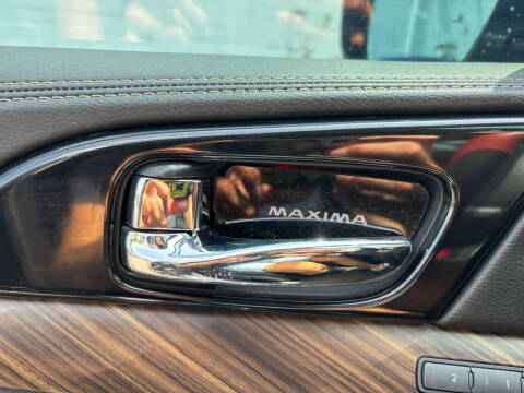 2017 Nissan Maxima Platinum