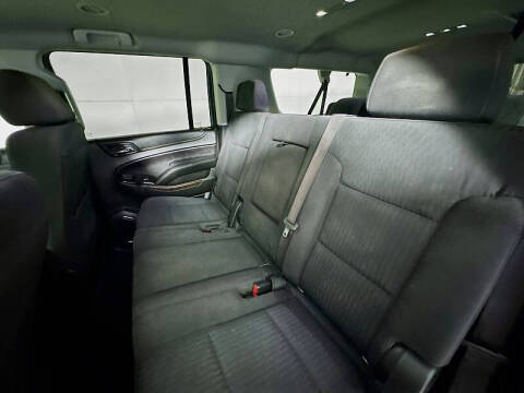 2017 Chevrolet Suburban LS