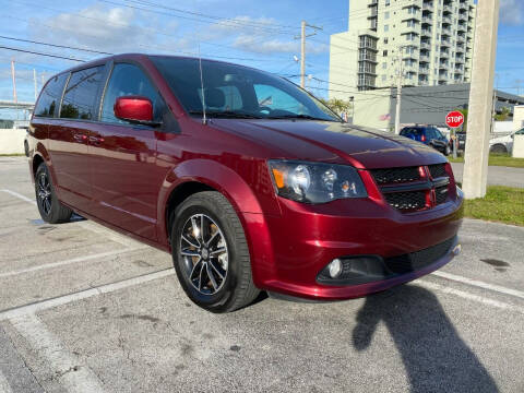 2018 Dodge Grand Caravan for sale at MIAMI AUTO LIQUIDATORS in Miami FL